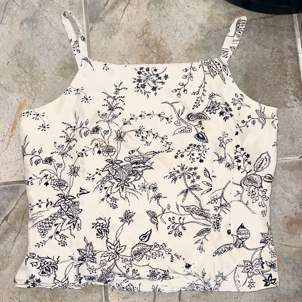 100% silk lined Ann Taylor black and white cami top!
